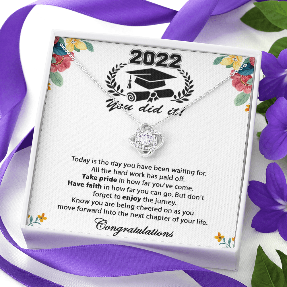 Graduation 2022 -  Love Knot Necklace